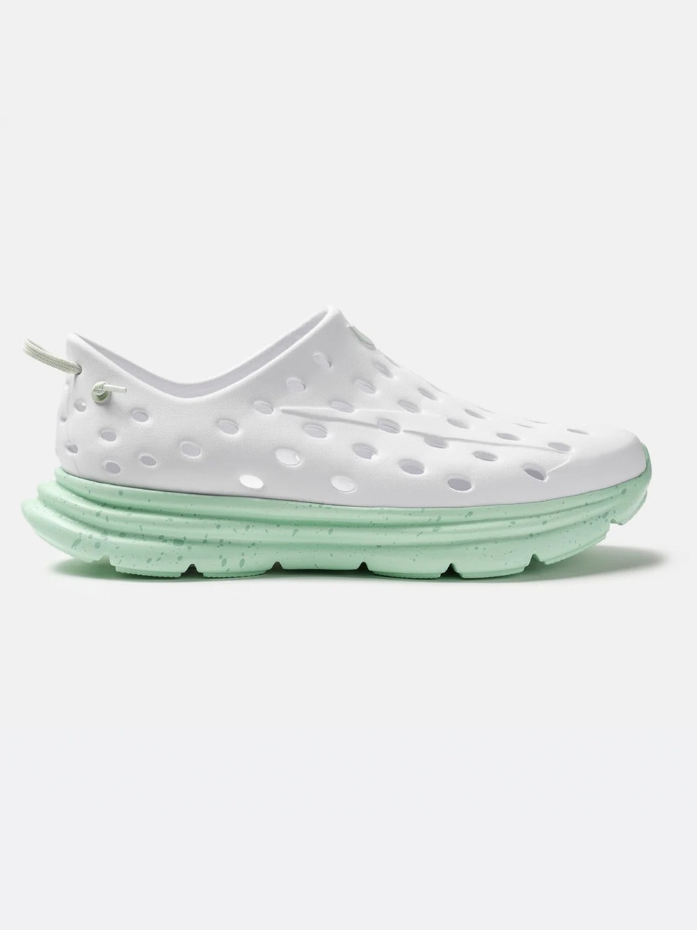Kids KANE REVIVE ACTIVE RECOVERY SHOE Water Clog in White and Mint